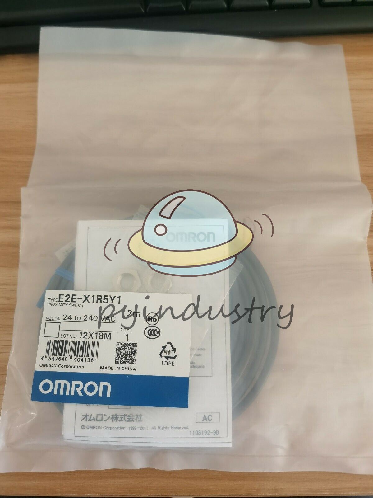 Omron E2E-X1R5Y1 Proximity Switch Sensor One E2EX1R5Y1