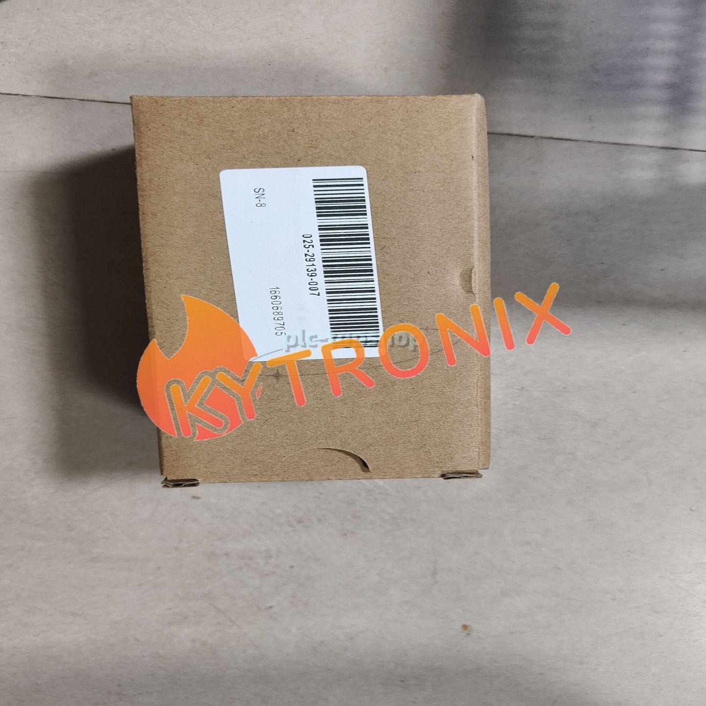 1PCS YORK 025-29139-007 02529139007 Pressure Sensor plc