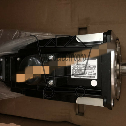 1Pcs Yaskawa SGMSS-15A2A-YR11 Servo Motor SGMSS15A2AYR11