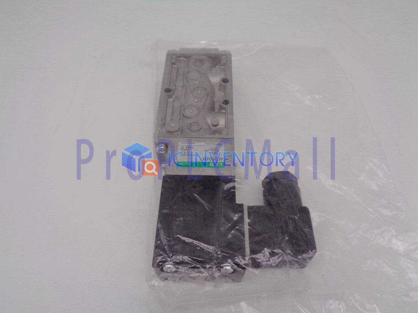1PCS CKD Solenoid Valve 4F210-08-DC24V #F