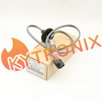 1PC Mitsubishi Van PD6W front oxygen sensor FOR MD320350 four-wheel drive