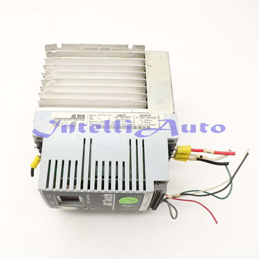 1PCS Lenze inverter AC TECH SF230Y 1/3PH 220V 2.2KW