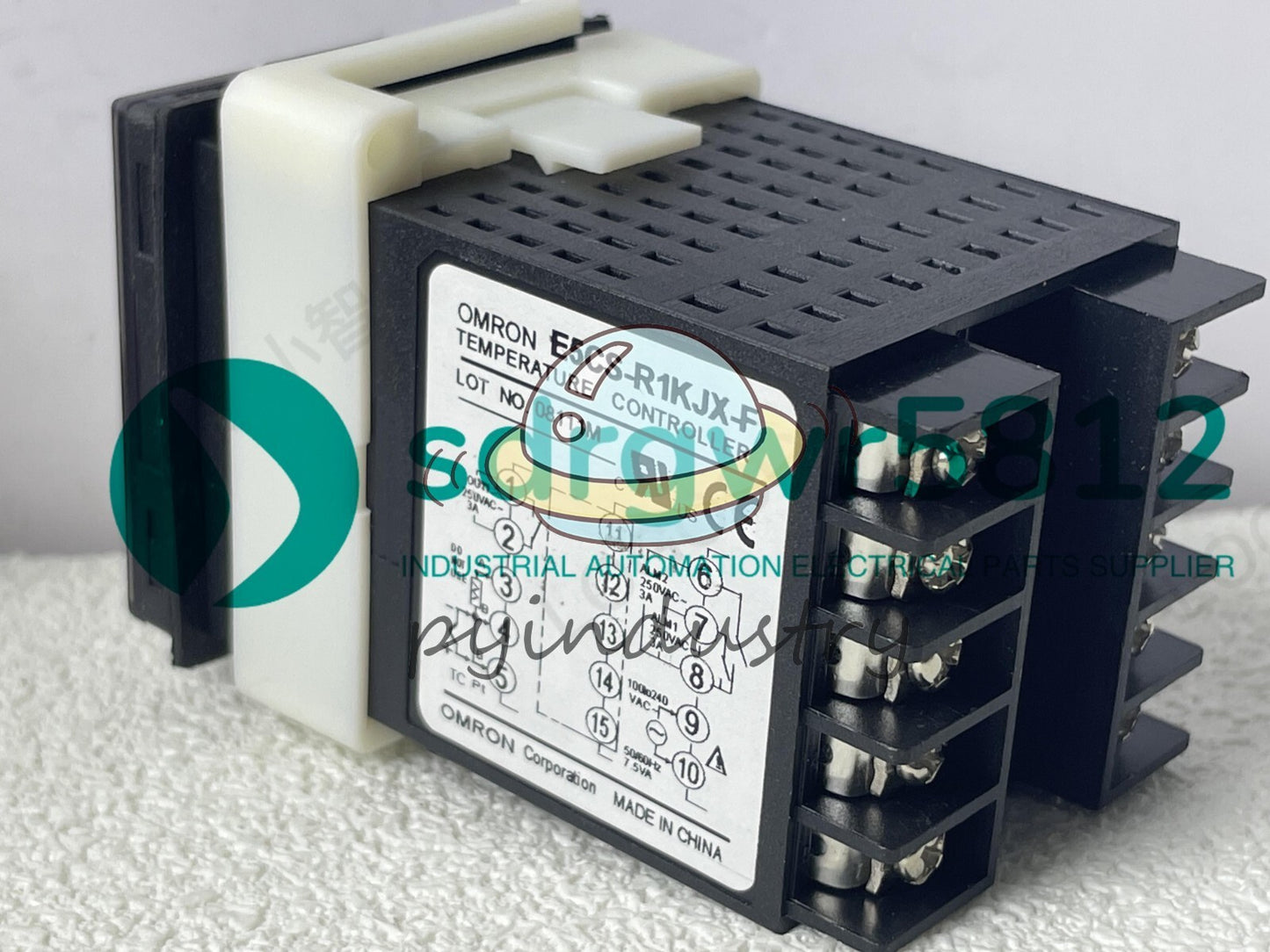 E5CSR1KJXF Omron E5CS-R1KJX-F Temperature Controller In Box #F