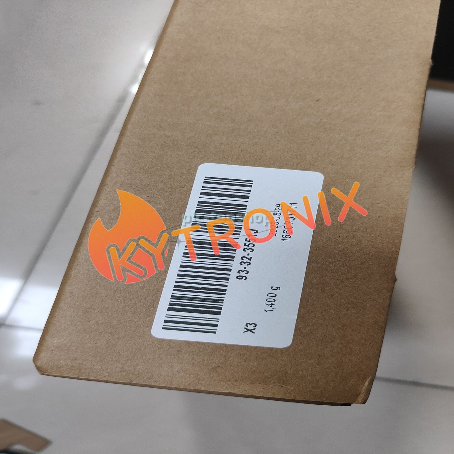 1PCS   93-32-3551J plc