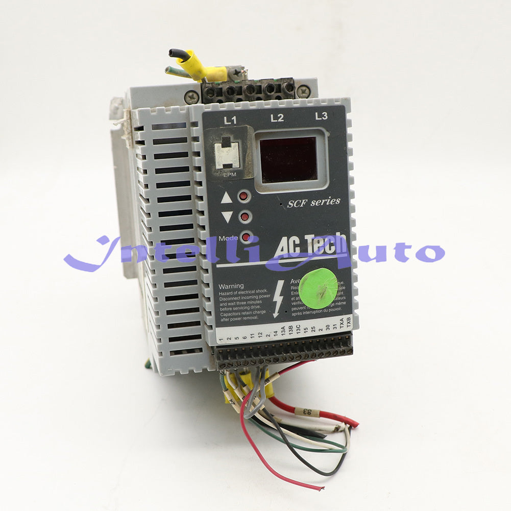 1PCS Lenze inverter AC TECH SF230Y 1/3PH 220V 2.2KW
