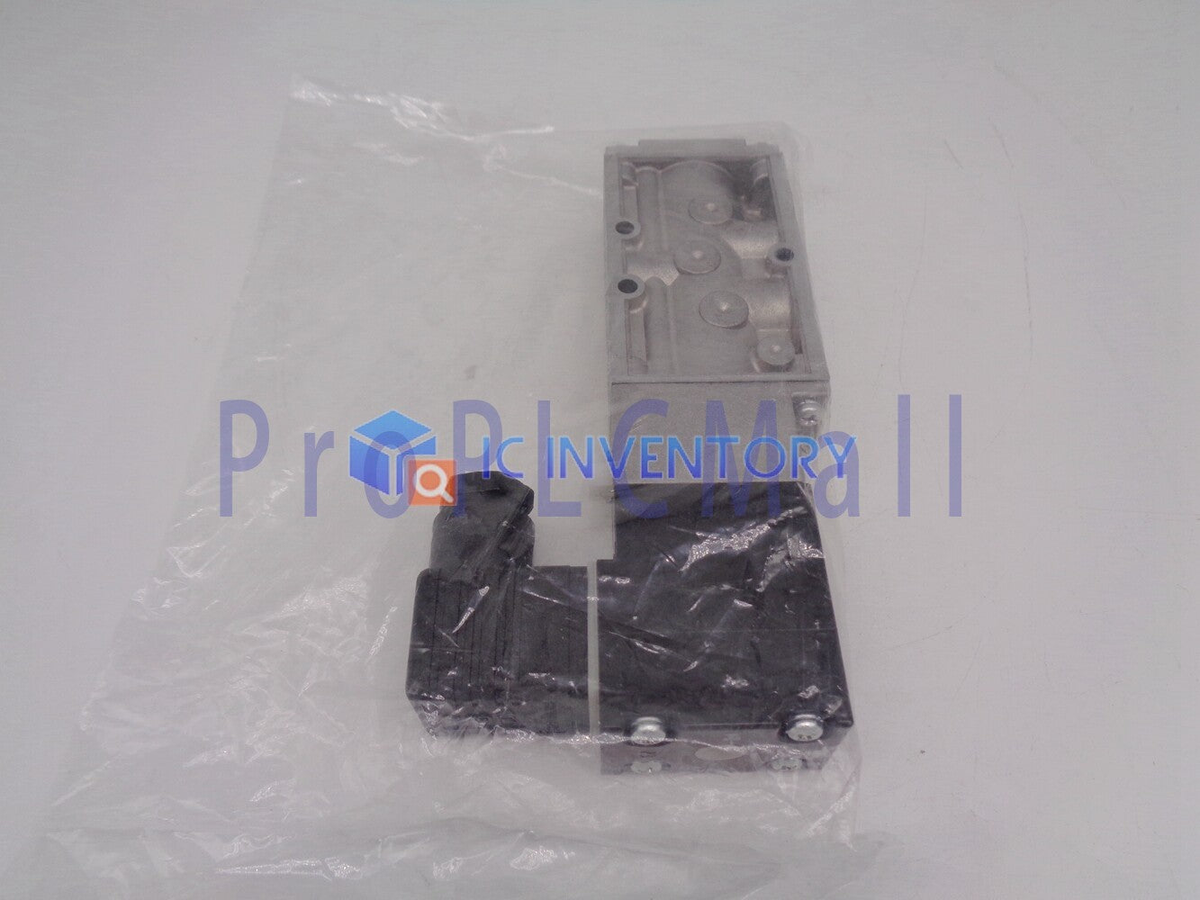 1PCS CKD Solenoid Valve 4F210-08-DC24V #F
