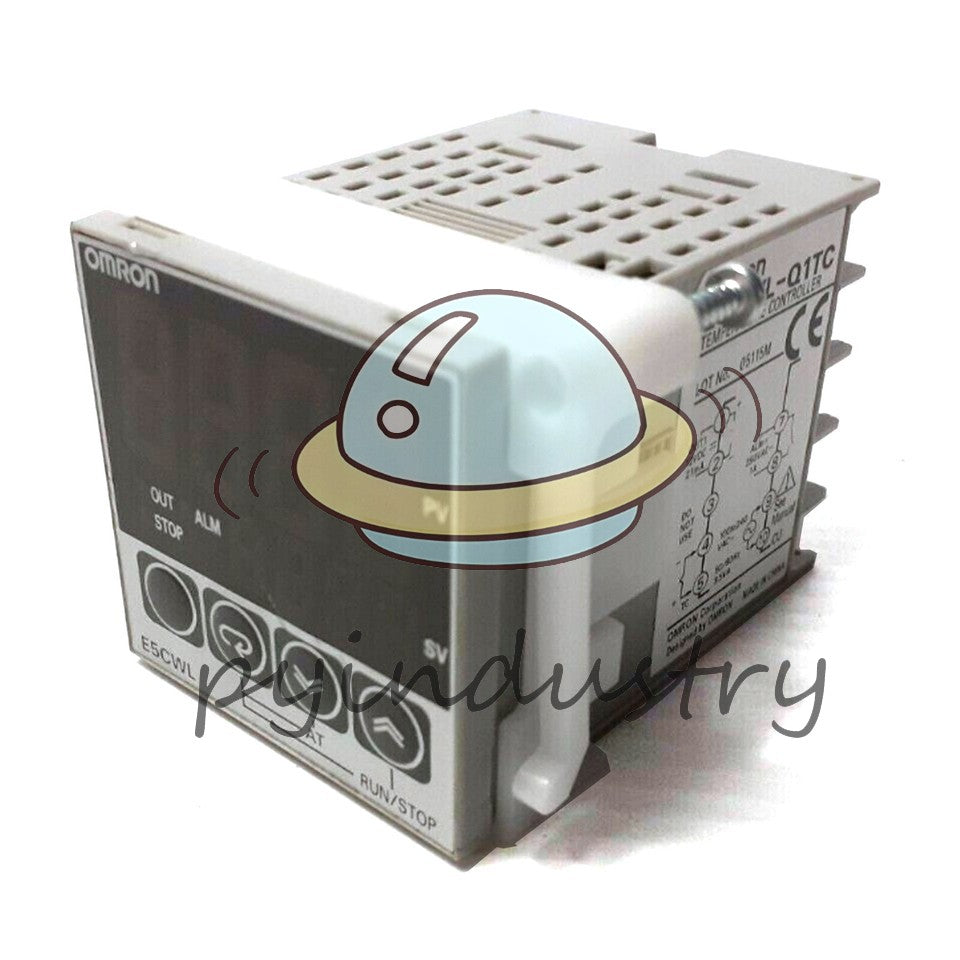 Omron E5CWL-Q1TC Temperature Controller One E5CWLQ1TC