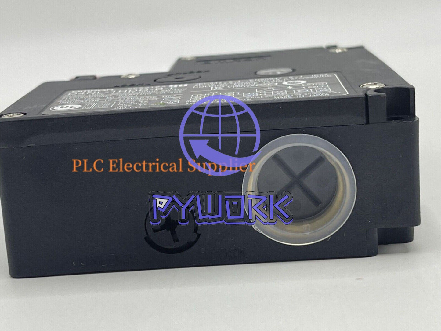 D4NL-1HDG-B-F 1PC Omron Safety Door Switch D4NL-1HDG-B-F Fast Delivery