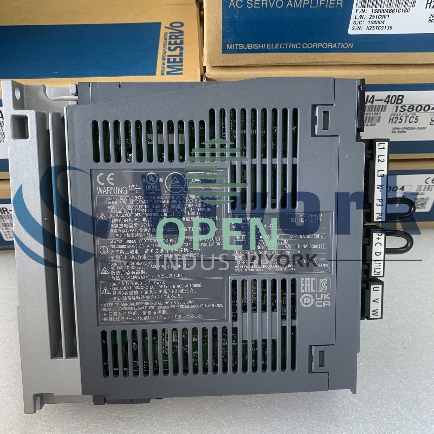 1PCS Mitsubishi MR-J4-40B SERVO AMP 400W 200V J2S CONVERSION UNIT