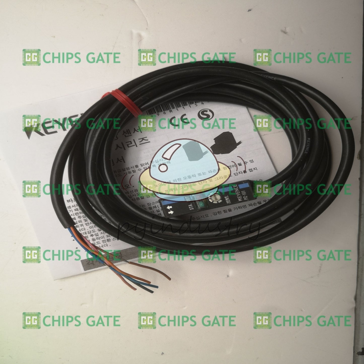 PZ-101 1PCS KEYENCE Photoelectric Sensor PZ101 Fast Ship