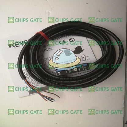 PZ-101 1PCS KEYENCE Photoelectric Sensor PZ101 Fast Ship