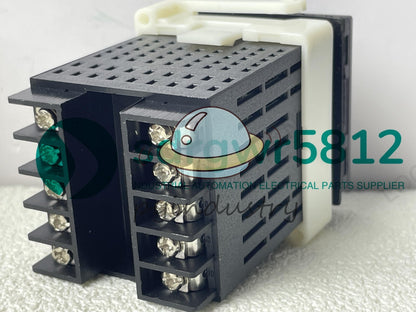 E5CSR1KJXF Omron E5CS-R1KJX-F Temperature Controller In Box #F