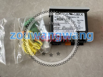 Carel IR33W7LR20 Controller #ZWW