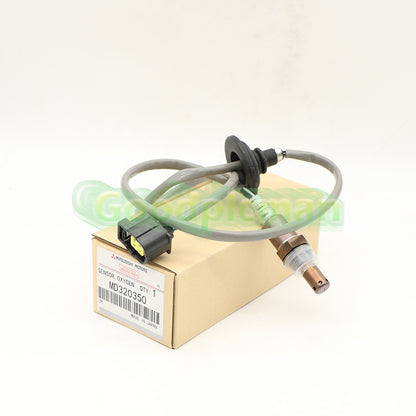 FOR MD320350 Mitsubishi Van four-wheel drive PD6W front oxygen sensor 1PCS