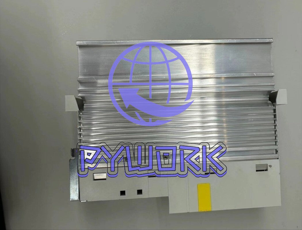 1PCS LENZE E82EV751K4C040 SERVO INVERTER E82EV751_4C040