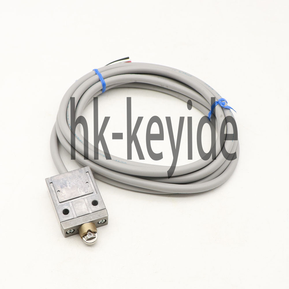 1Pcs azbil 914CE2-3 travel switch