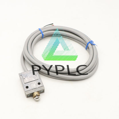 1PCS azbil 914CE2-3 travel switch