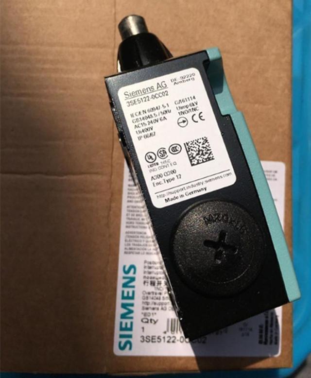 3SE5122-0CC02 - SIEMENS