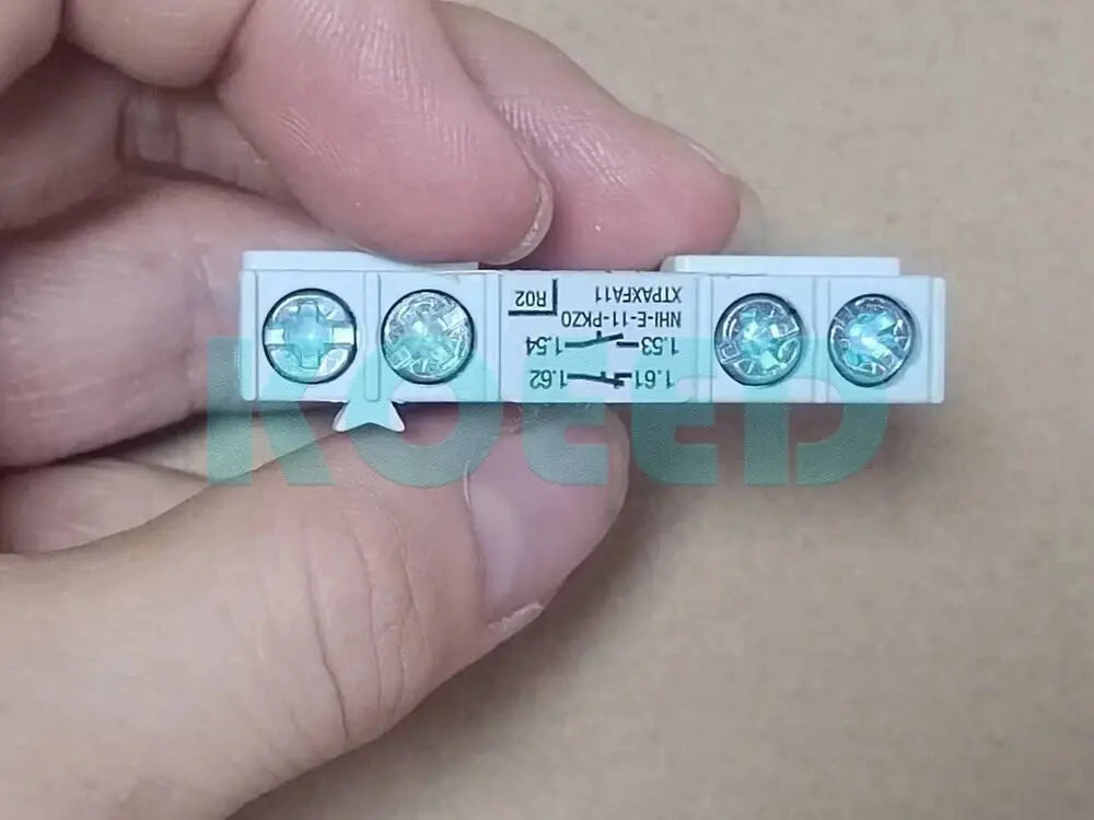 [3]