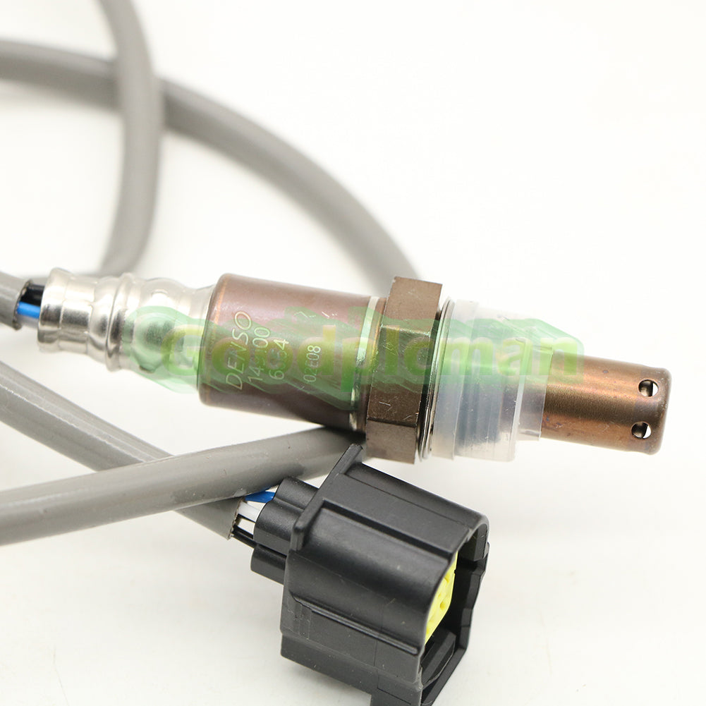FOR MD320350 Mitsubishi Van four-wheel drive PD6W front oxygen sensor 1PCS