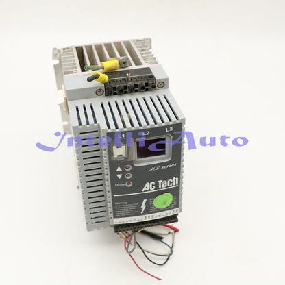 1PCS Lenze inverter AC TECH SF230Y 1/3PH 220V 2.2KW