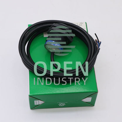 1PCS XS4P30NA340 Telemecanique Proximity Switch Sensor