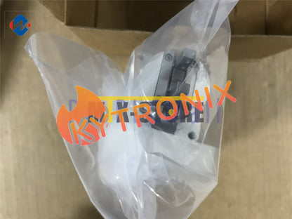 1pcs SMC MRHQ10D-180S-N rotary pneumatic finger