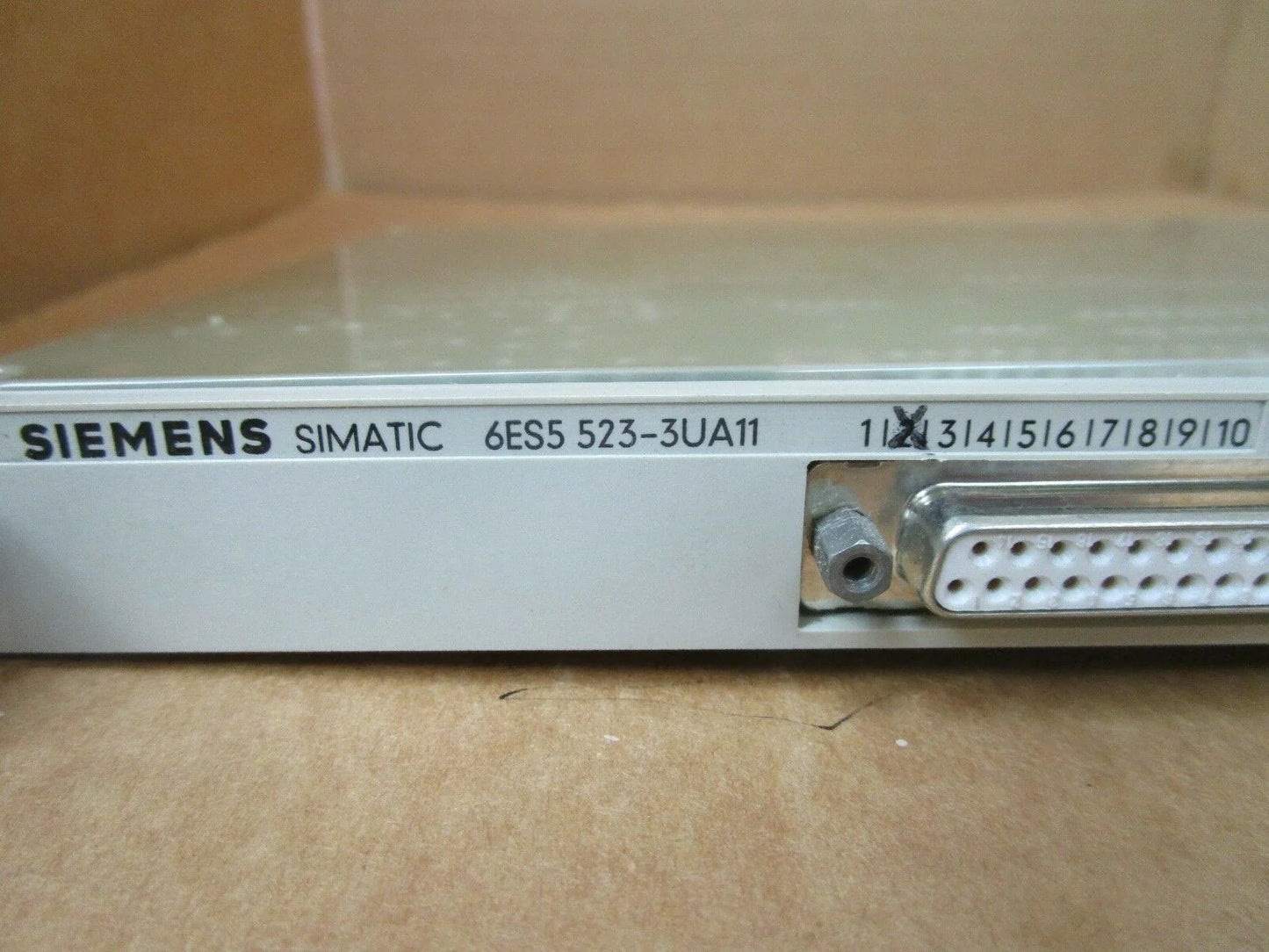 6ES5523-3UA11 - SIEMENS [1]