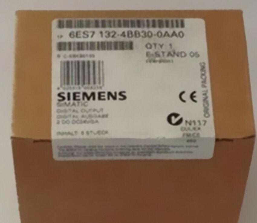 6ES7 132-4BB30-0AB0 - SIEMENS
