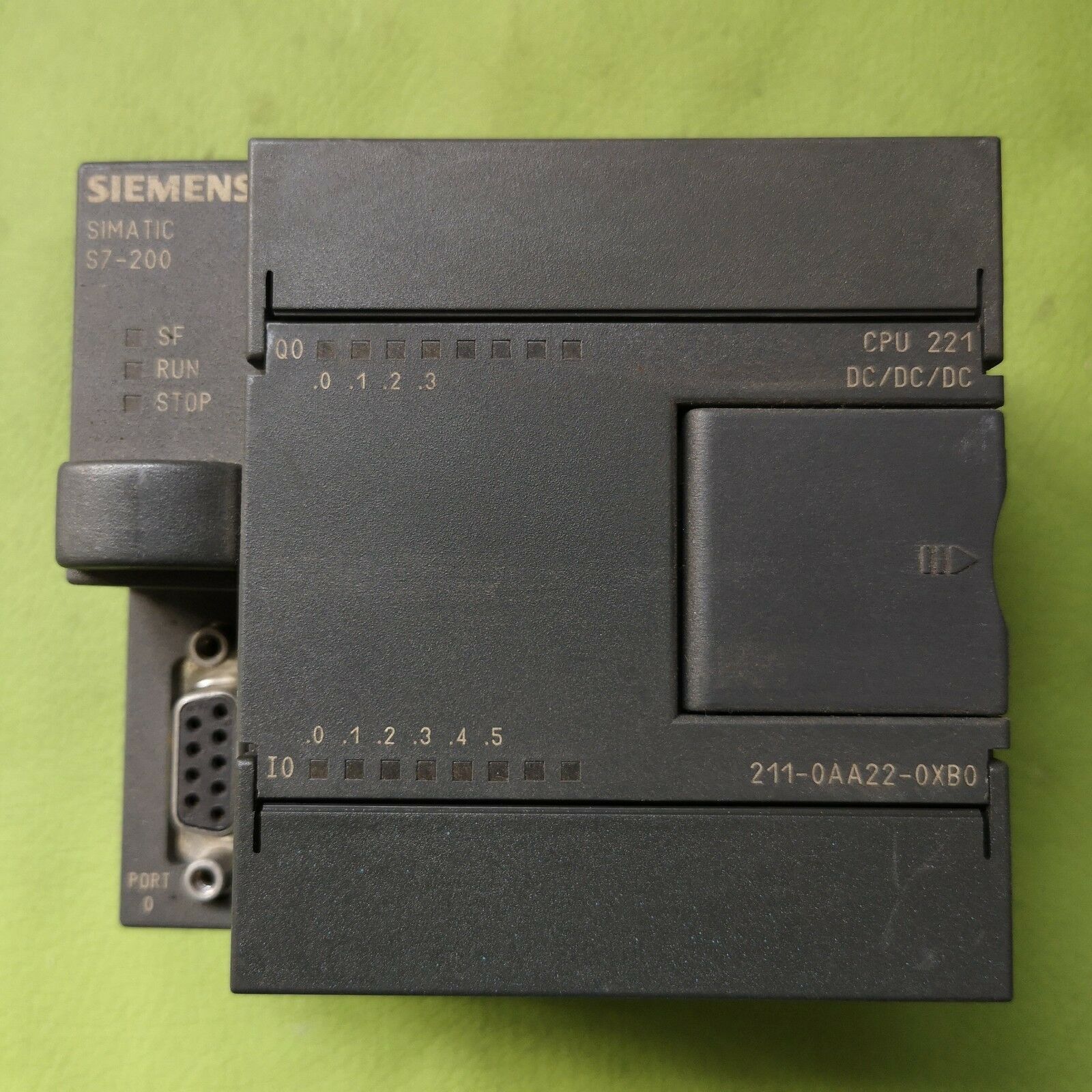 6ES72110AA220XB0 - SIEMENS