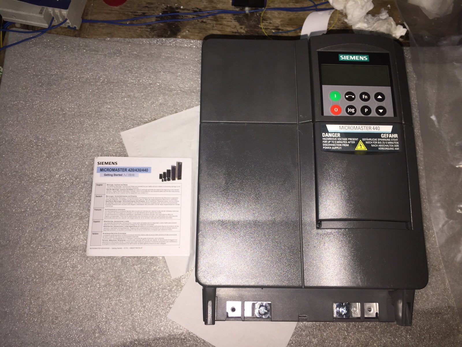 6SE6440-2 UD27-5CA1 - SIEMENS