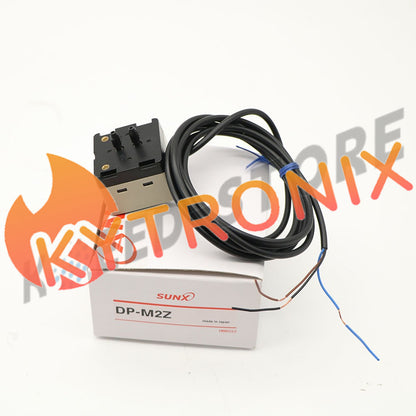 1PCS Panasonic SUNX DP-M2ZA Pressure Switch