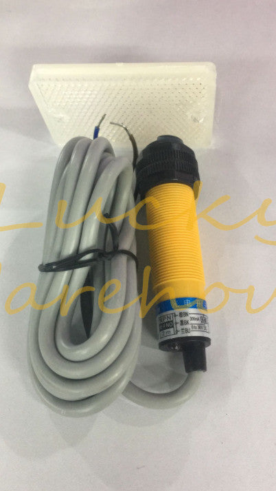 1PC OMCH E3F-R2NK PHOTOELECTRIC SWITCH FREE SHIP