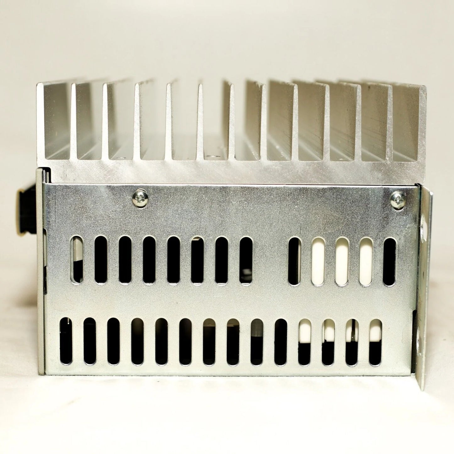 Allen Bradley 2098-DSD-010X Series C Servo Drive 120/240V AC 1PH - ALLEN BRADLEY [4]