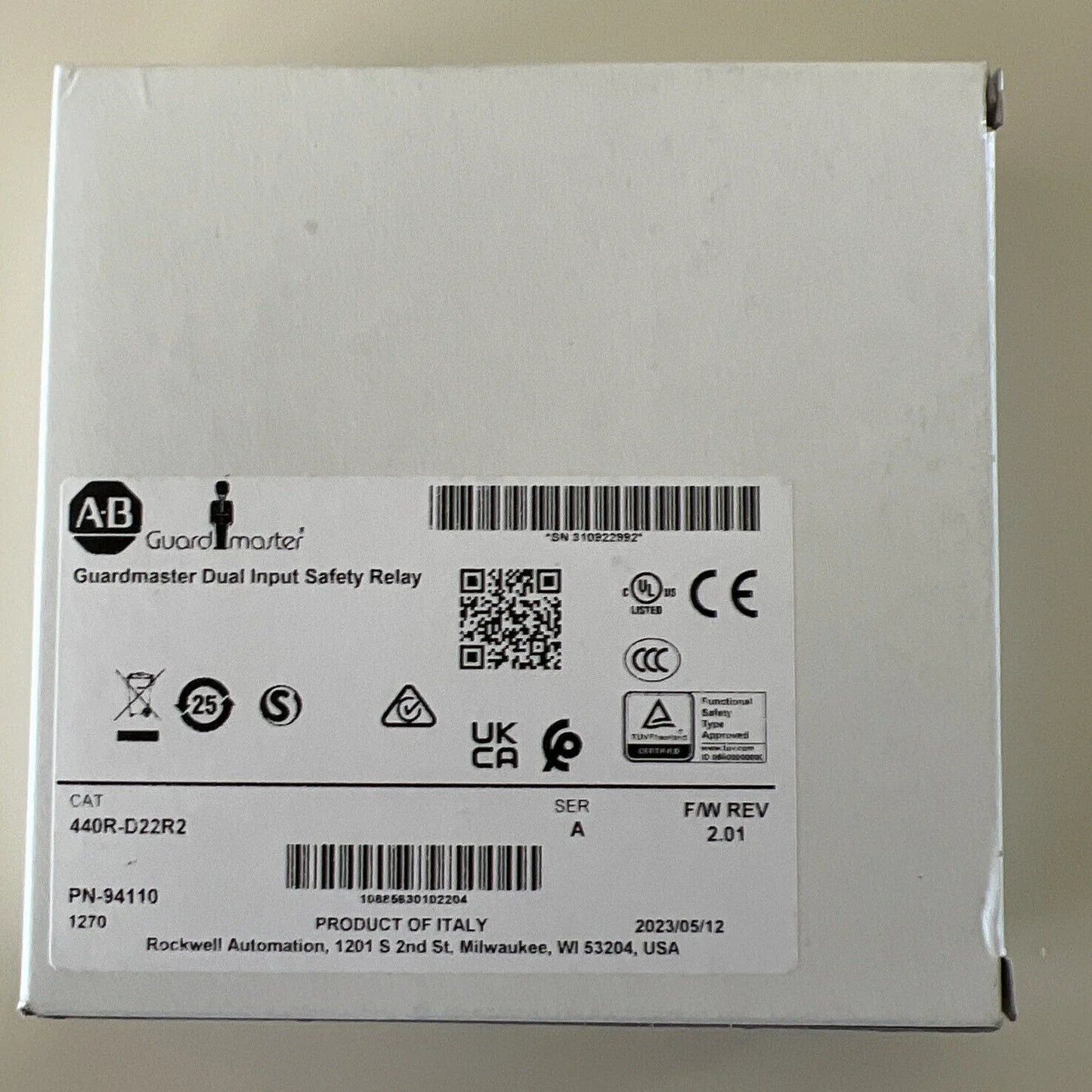 Allen Bradley 440R-D22R2 Guardmaster Dual Input Safety Relay NEW IN BOX Professional Grade Safety Relay for Industrial Applications - ALLEN BRADLEY [1]