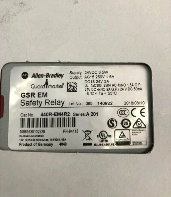 Allen Bradley 440R-EM4R2 Safety Relay GuardMaster Input Module 24VDC 5W - ALLEN BRADLEY [1]