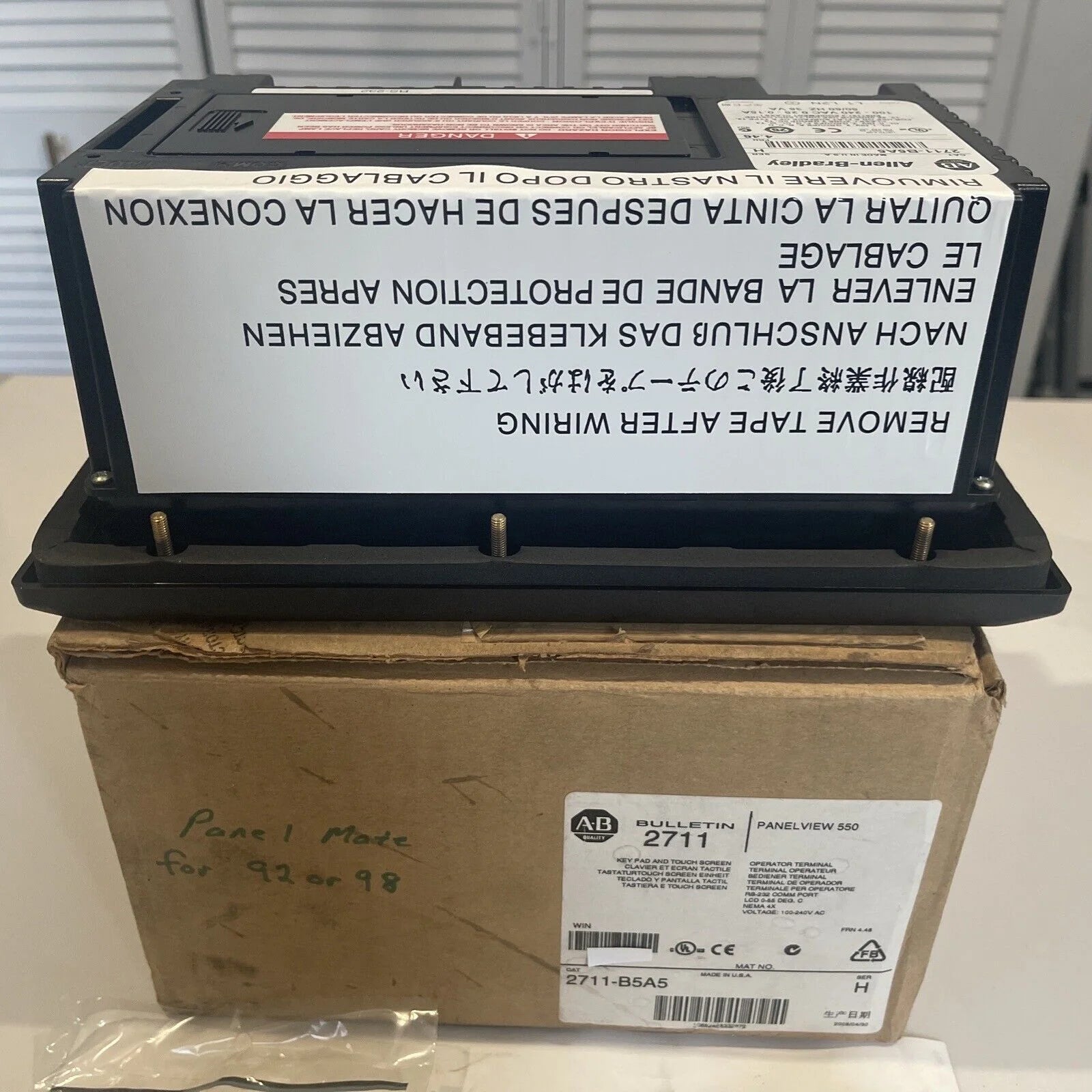 Allen Bradley PanelView 550 2711-B5A5 NEW IN BOX US SHIP - ALLEN BRADLEY [3]
