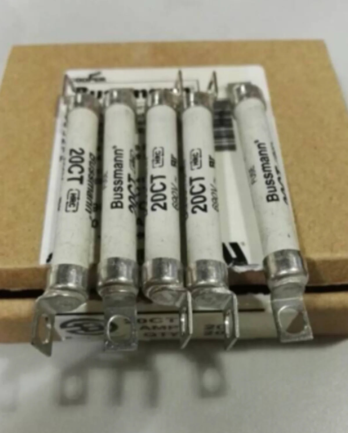 BUSSMANN 20CT 20Amp 690VAC fuse x5, 5-packs, 20CT semiconductor fuse rated for 690VAC, 20ampere protection - BUSSMANN [1]