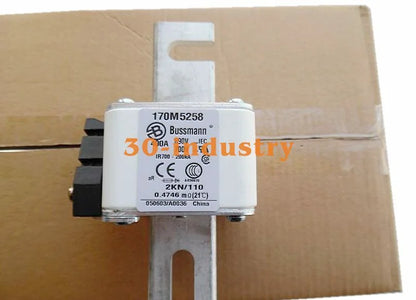 BUSSMANN Fuse 170M5258 400A 690V 700V IR700-200KA - 3PCS/Box - BUSSMANN [1]
