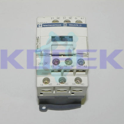 CAD32BD - SCHNEIDER [3]