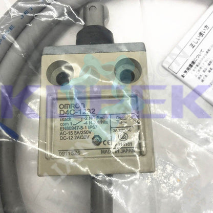 D4C-1232 - OMRON