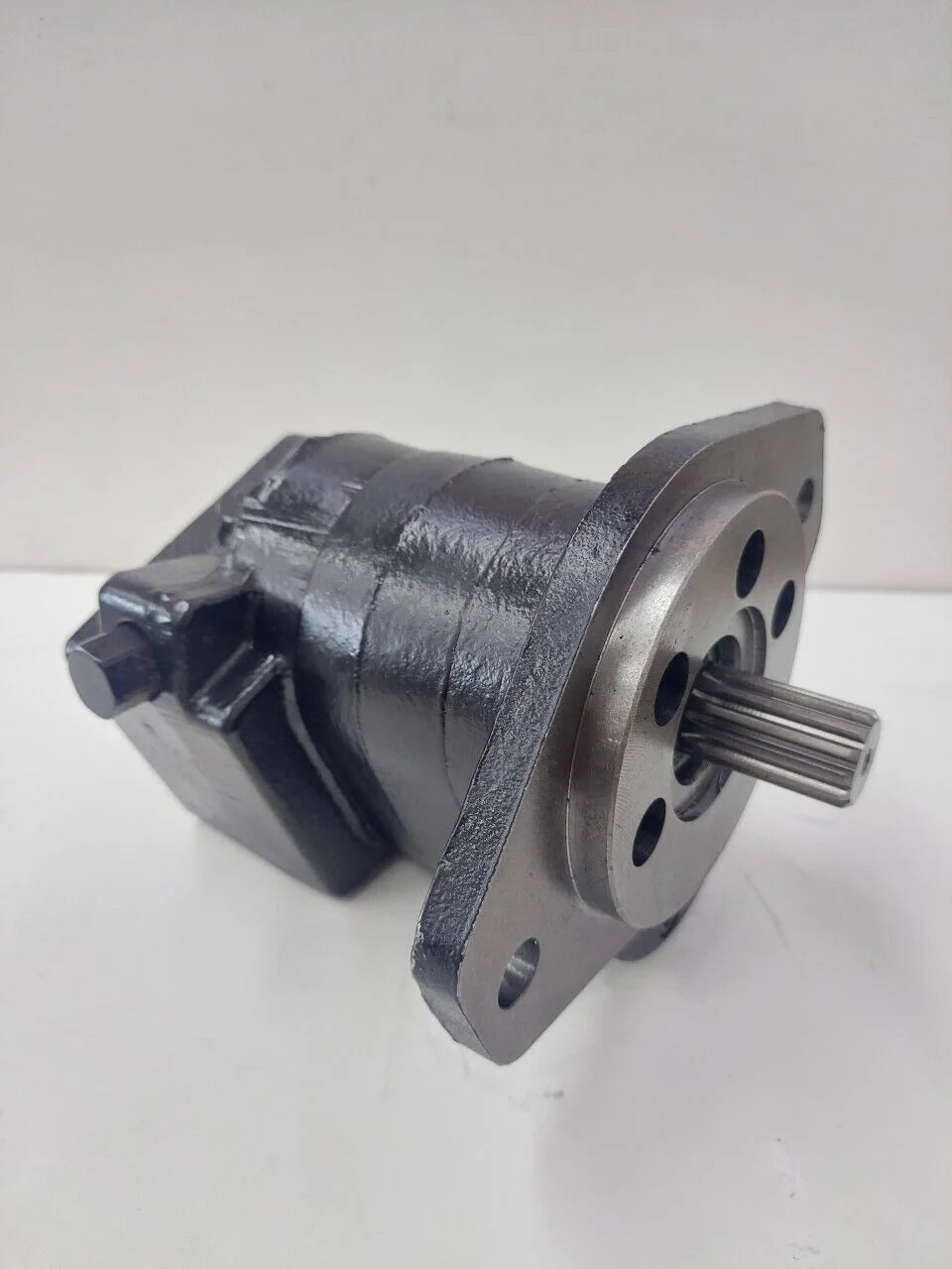 Danfoss hydraulic gear pump 163D70546 - DANFOSS [1]