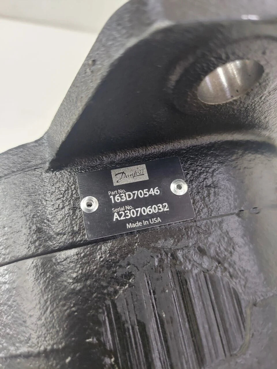 Danfoss hydraulic gear pump 163D70546 - DANFOSS [2]