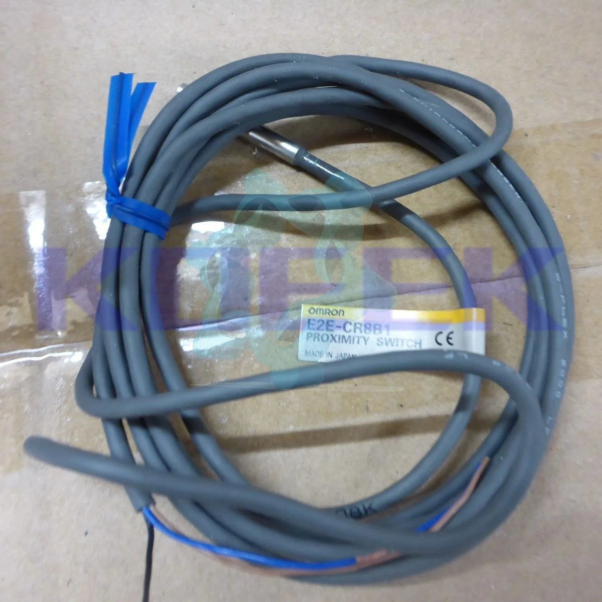 E2E-CR8B1 - OMRON [2]