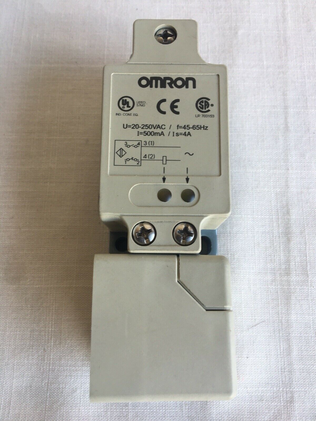 E2Q2-N15Y4-U - OMRON