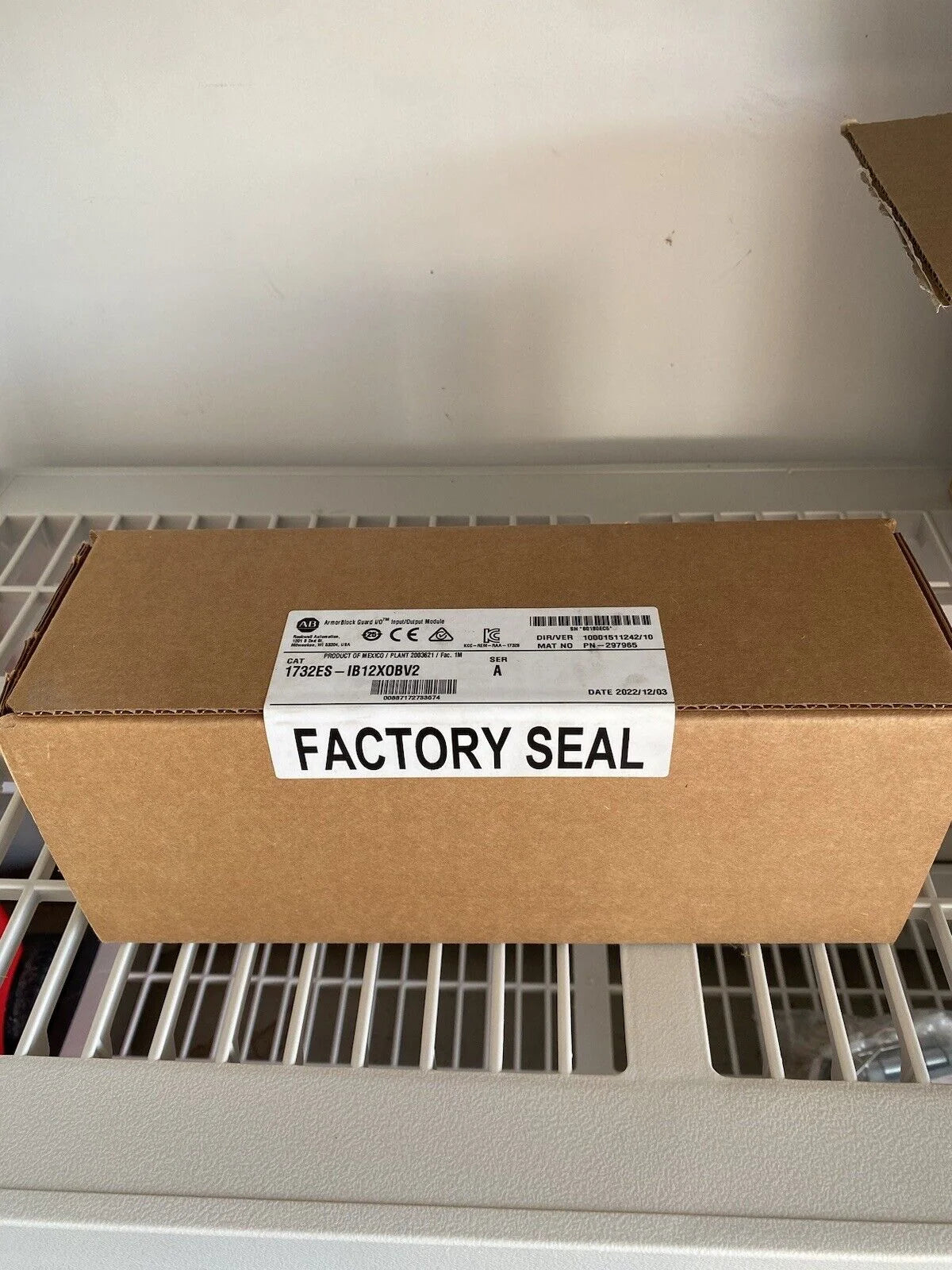 EtherNet/IP Safety ArmorBlock Input Module Allen Bradley 1732ES-IB12XOBV2 - ALLEN BRADLEY [1]