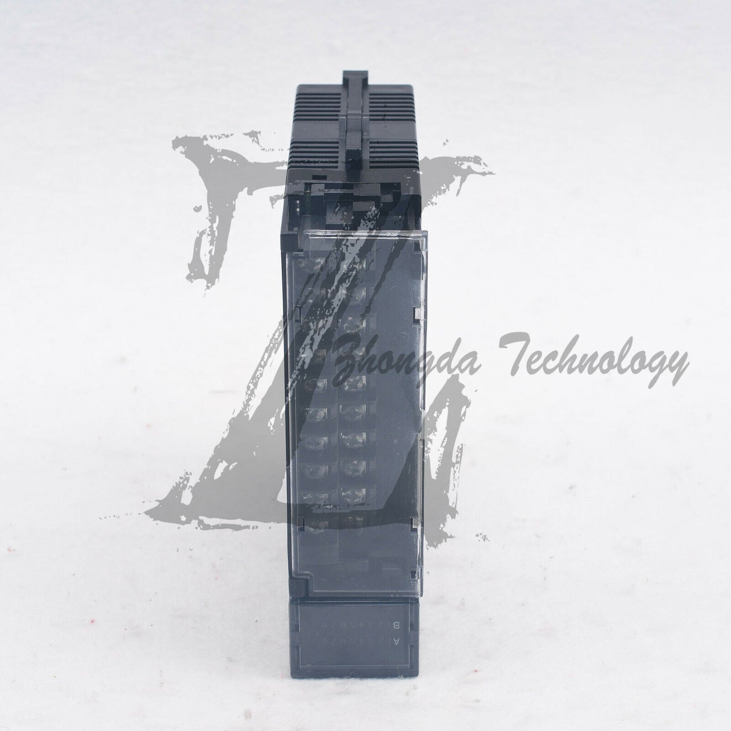 Fanuc, 90-30 Series, I/O Relay Module, 8 Input, 8 Output, 24 V dc,IC693MDR390C - FANUC