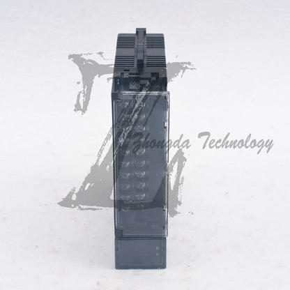 Fanuc, 90-30 Series, I/O Relay Module, 8 Input, 8 Output, 24 V dc,IC693MDR390C - FANUC