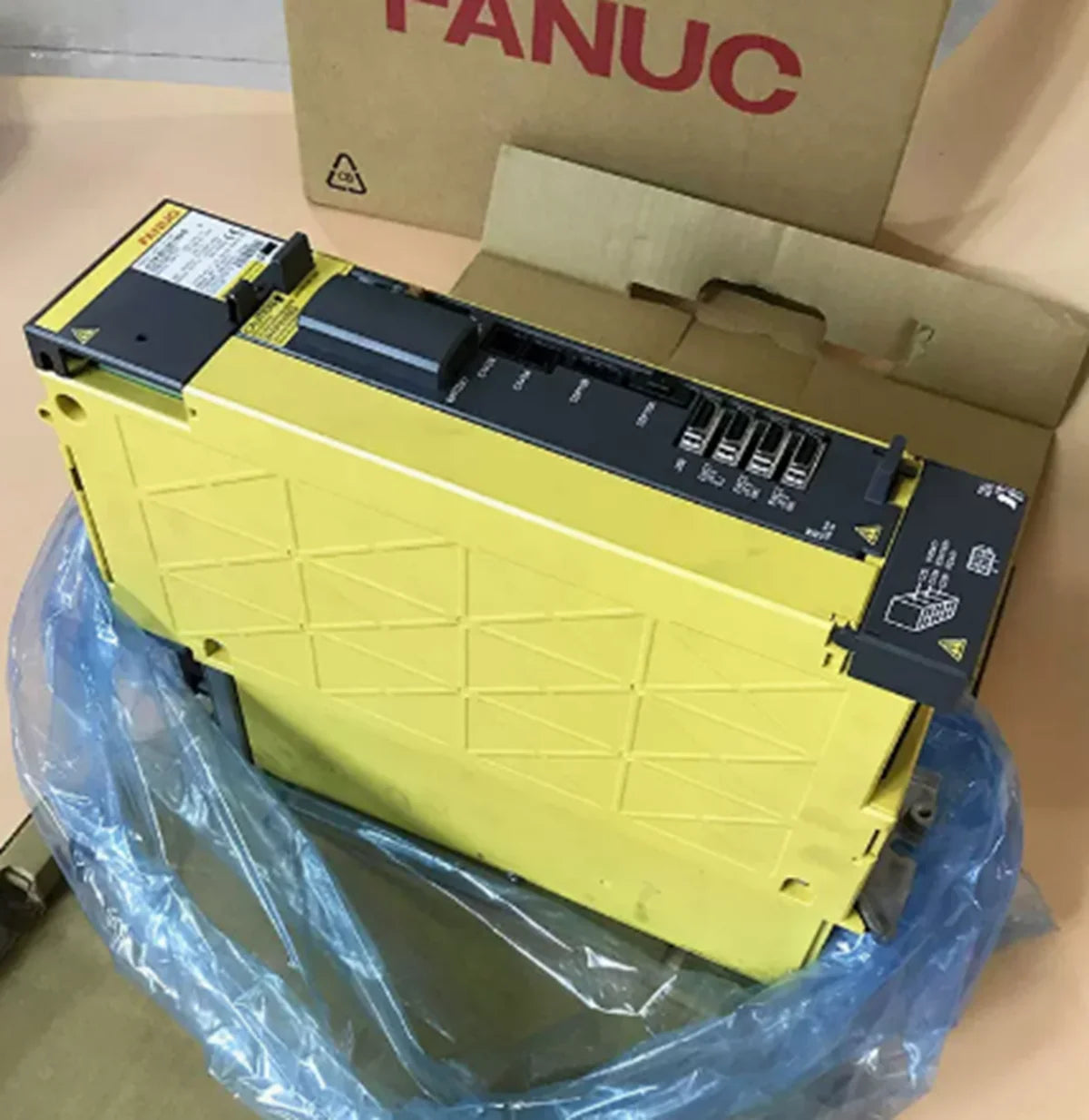Fanuc A06B-6240-H331 Servo Drive - FANUC [1]
