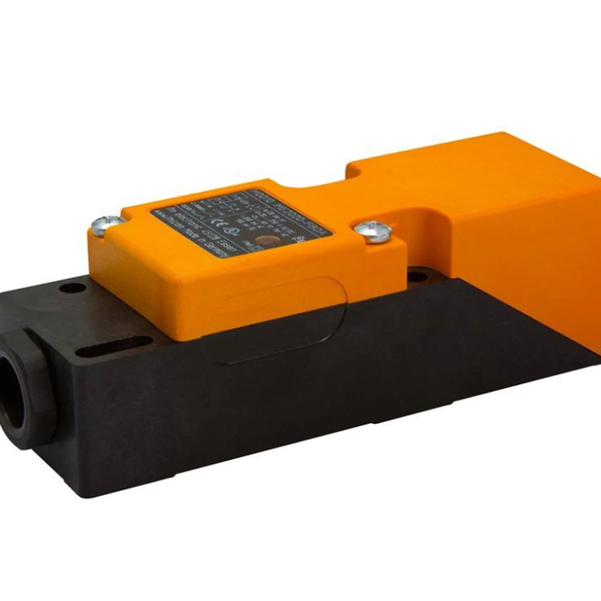 IM0011 Proximity Switch - IFM [2]